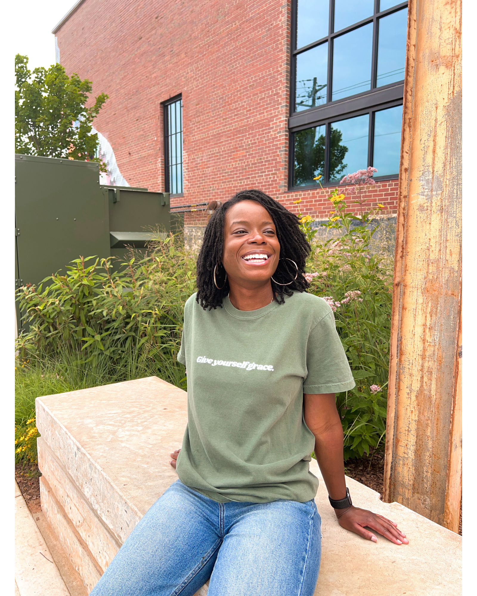 Grace Looks Good On You Tee